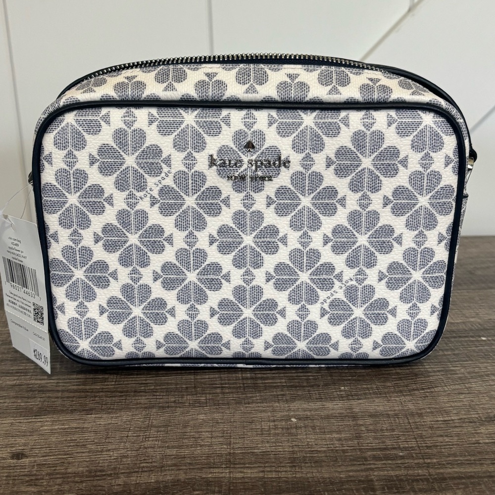 NWT ♠️ Kate Spade ♠️ Navy Spade Flower Camera Bag